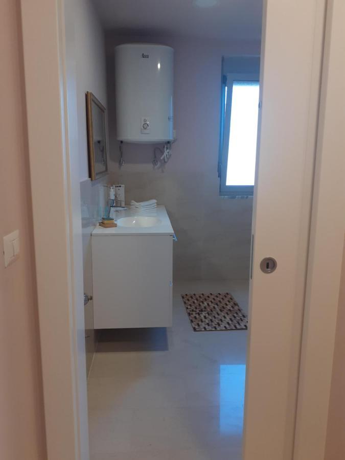 Lake View Apartment Τίρανα Εξωτερικό φωτογραφία