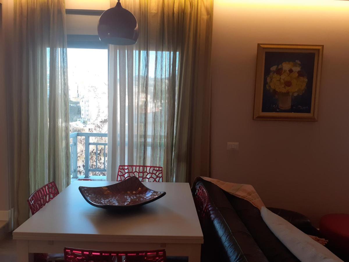 Lake View Apartment Τίρανα Εξωτερικό φωτογραφία